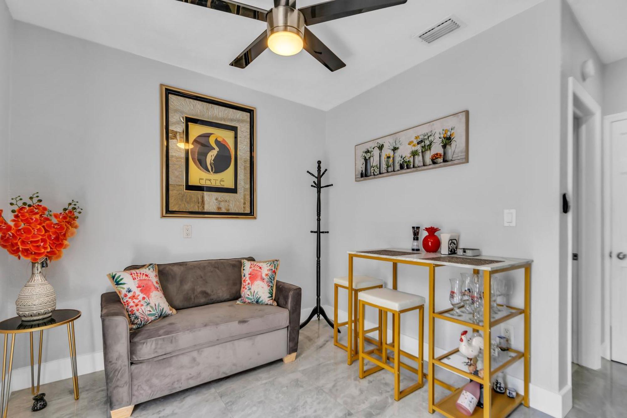 Little Gables Studio-Your Miami Escape-10Min Airport Exterior photo